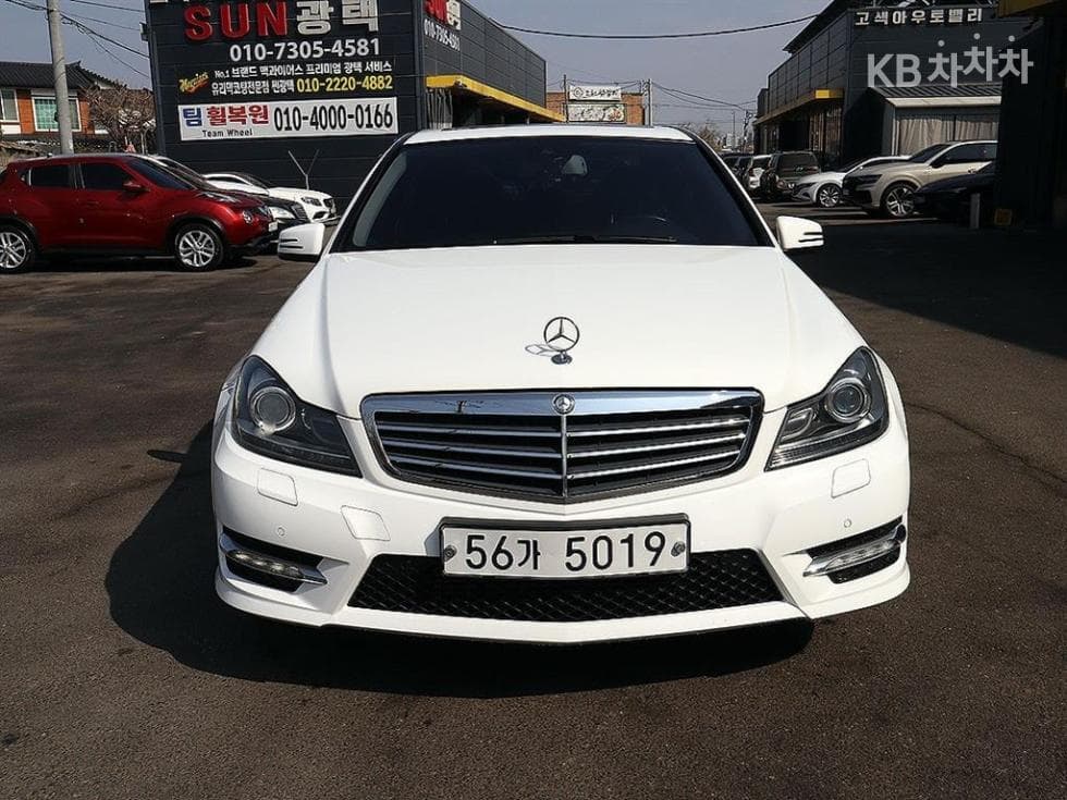 Mercedes-Benz New C-ClassC200 CGI
