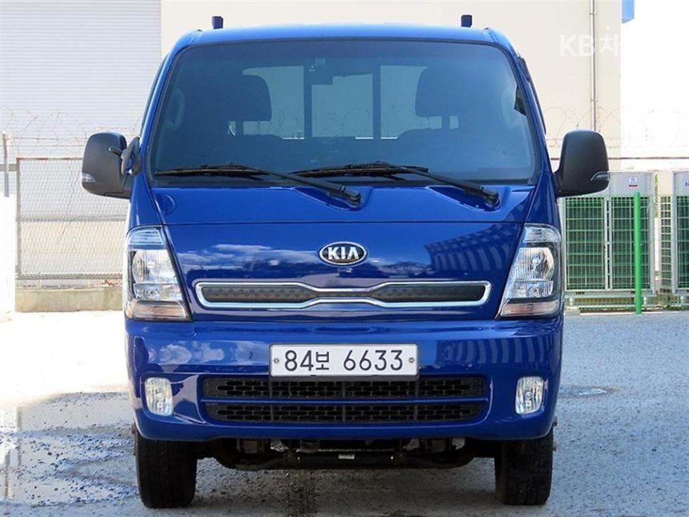 Kia The New (facelift) Bongo 3 (light truck)1.2Ton 표준캡 Extra Long 2WD GL