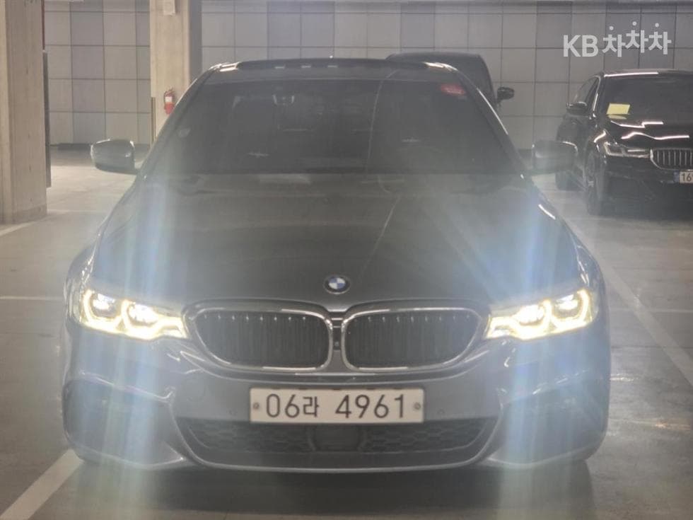BMW 올New5 Series (G30)520d xDrive M Sport Package Plus
