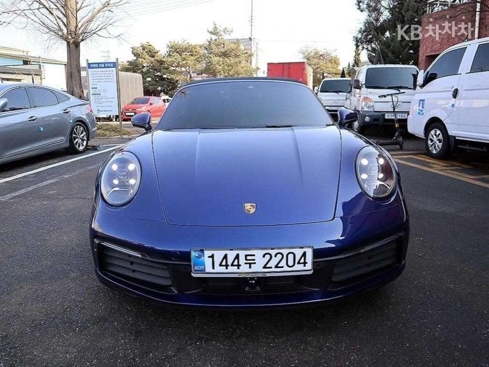 Porsche 911(992)Carrera 4 Cabriolet