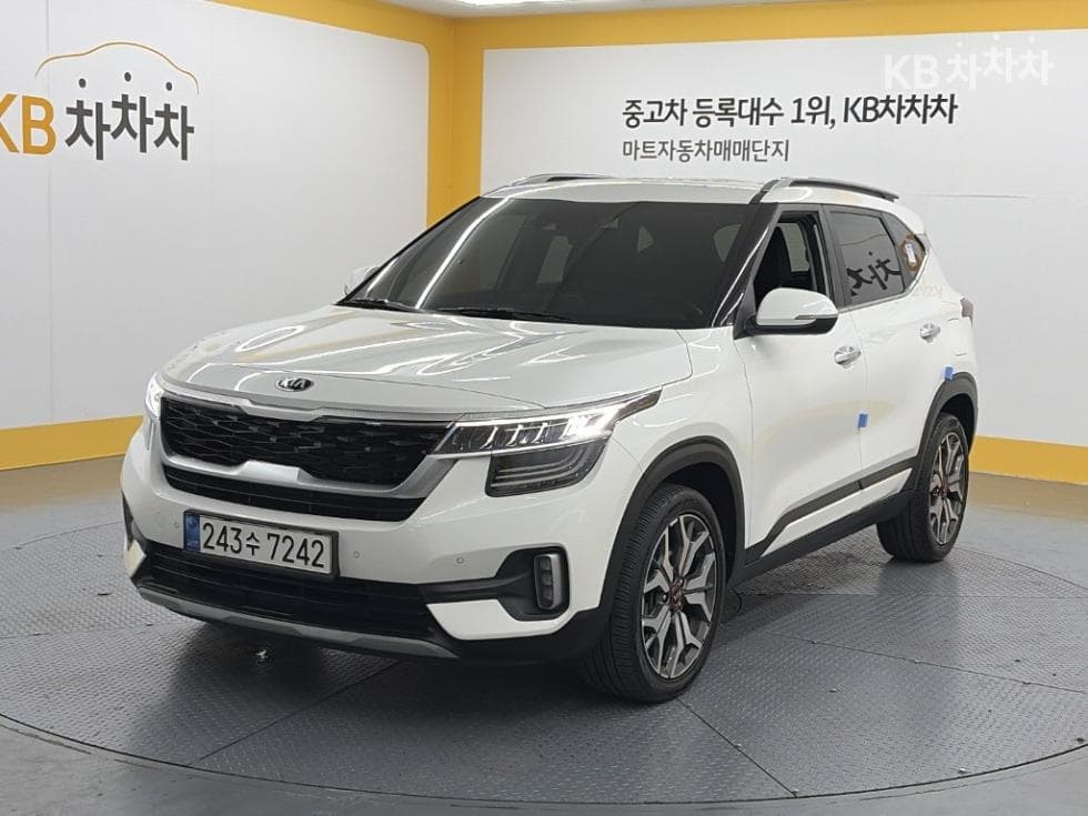 Kia Seltos1.6 Gasoline Turbo 2WD Signature