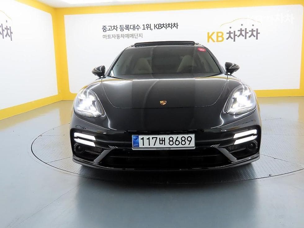 Porsche 파나메라 (971)2.9 4 Стандартен