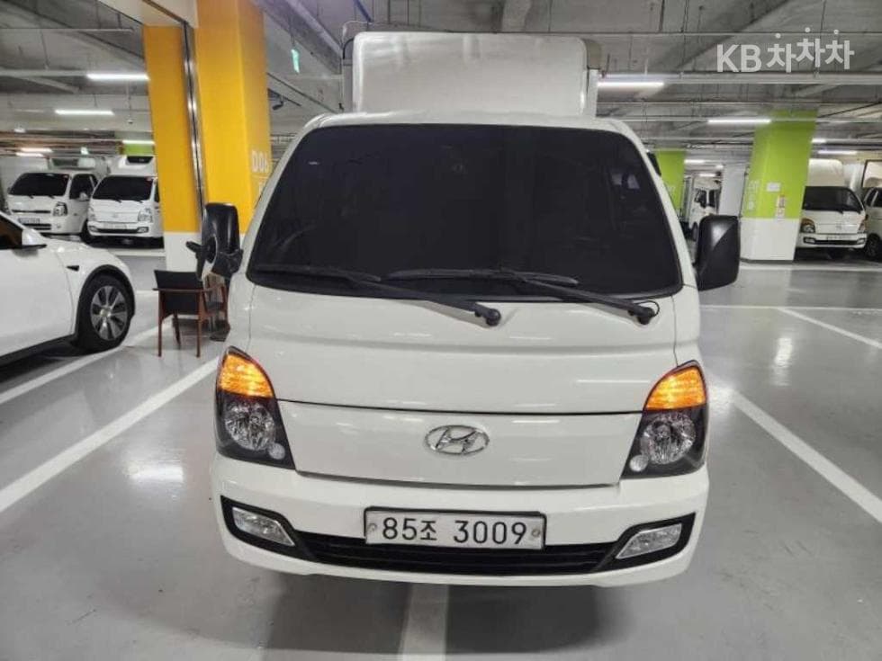 Hyundai Porter 2Extra Long Double Cab CRDi Smart