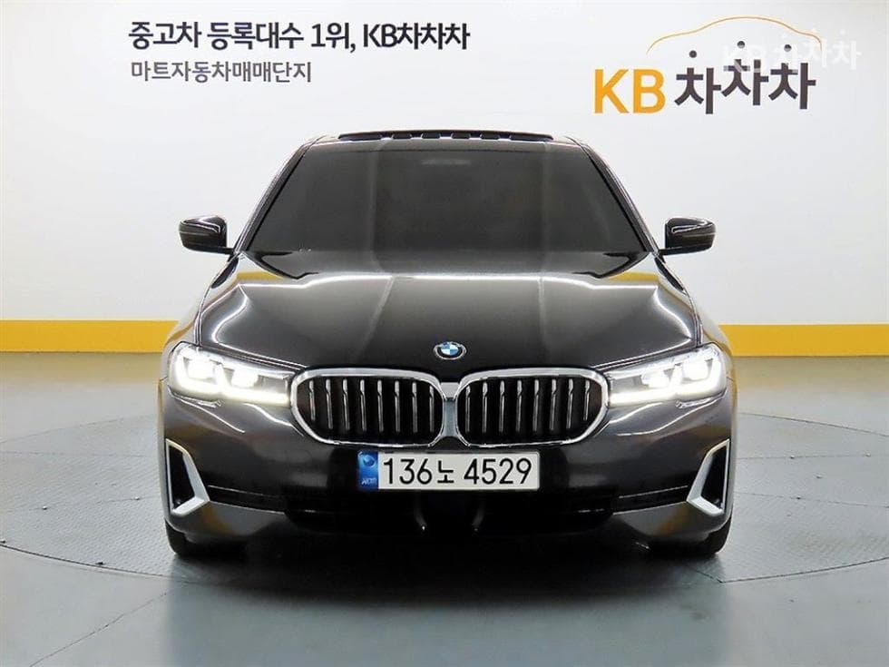 BMW 올New5 Series (G30)520i Luxury