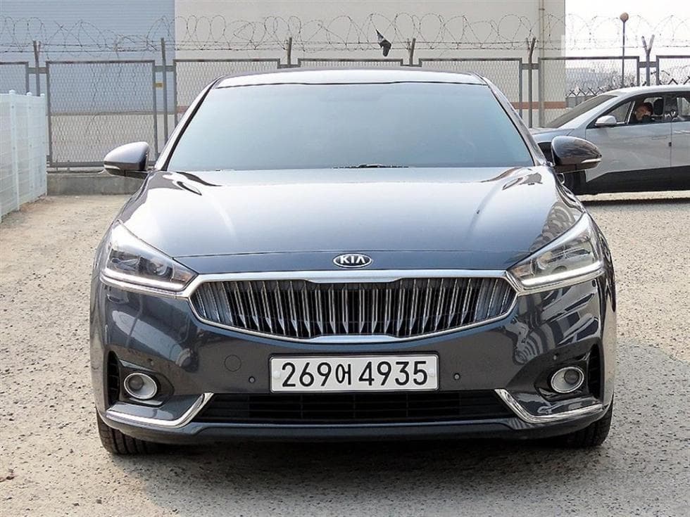 Kia All New K73.0 LPi Luxury