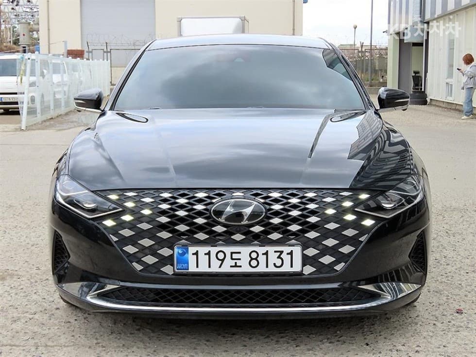 Hyundai The New (facelift) Grandeur (Azera)2.5 Exclusive