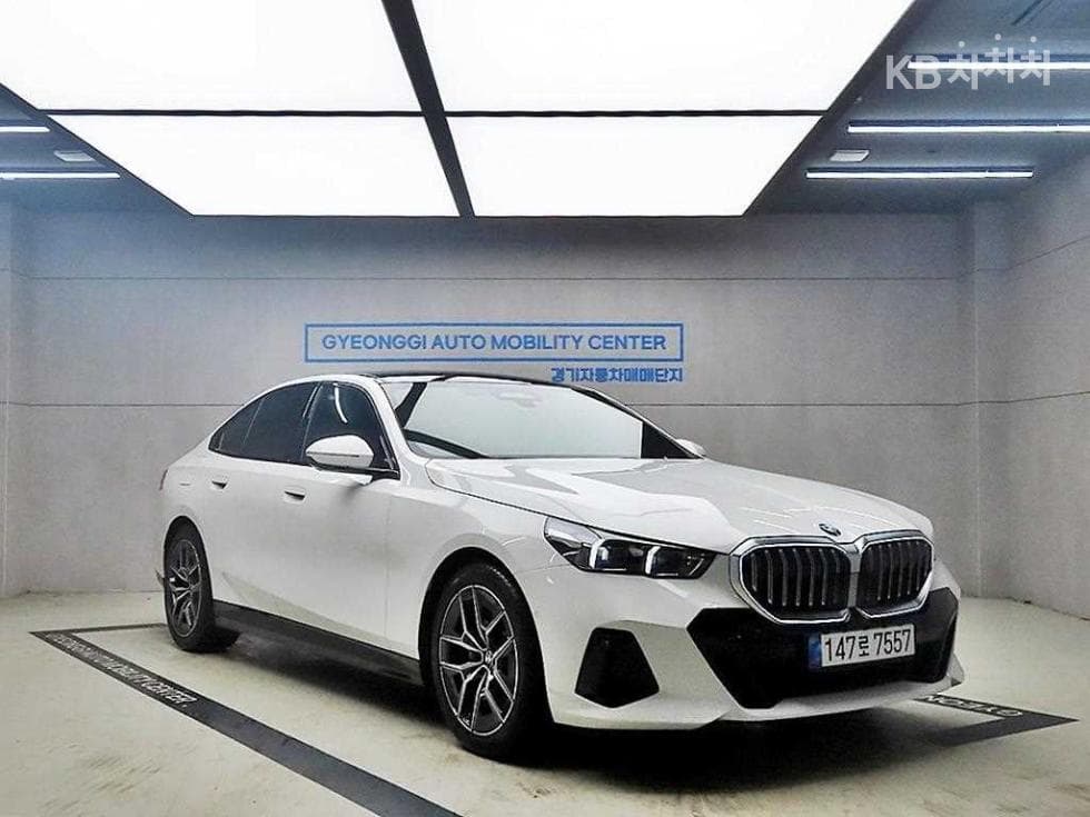BMW Нов5 Серия(G60)520i M Sport