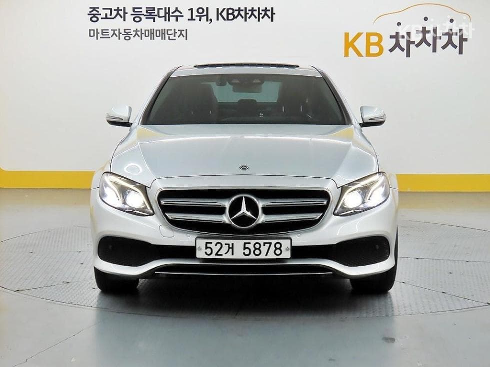 Mercedes-Benz E-Class (W213)E220d 4MATIC Avantgarde