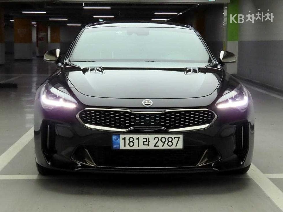 Kia Stinger2.0 Turbo 2WD 플래티넘