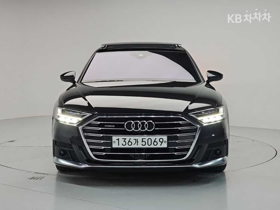 Audi A8 (D5)55 TFSI Quattro LWB