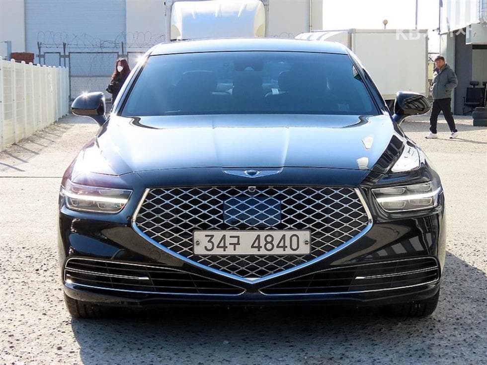 Genesis G903.8 GDi Luxury