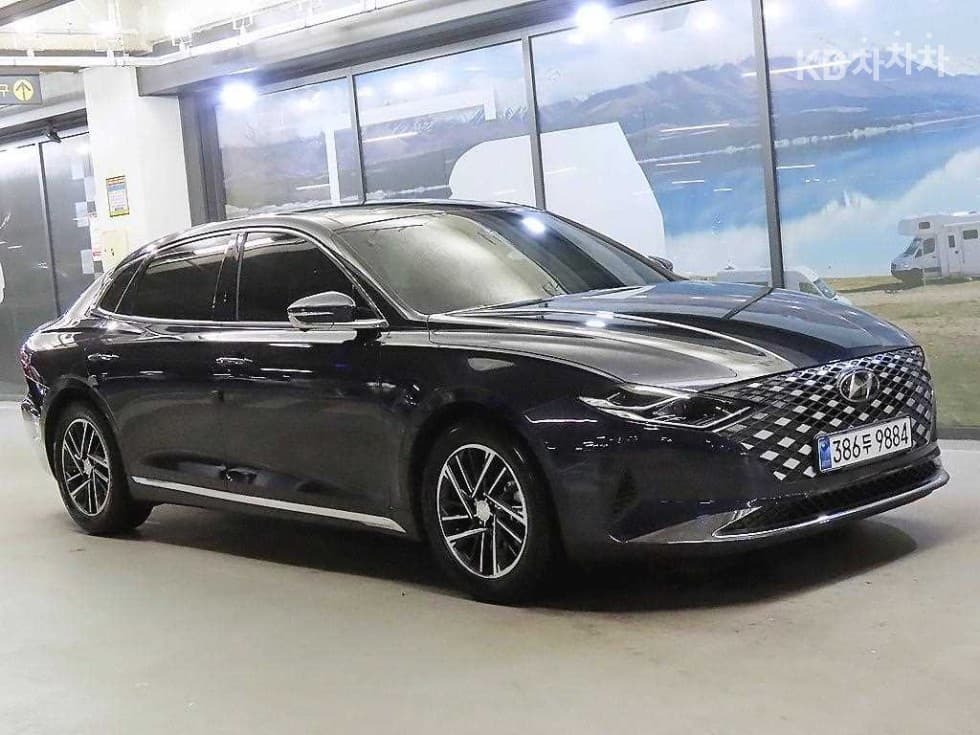 Hyundai The New (facelift) Grandeur (Azera)2.5 Premium
